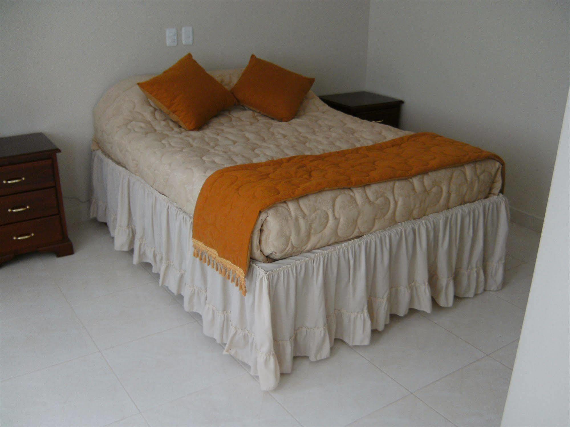 Hostal Fevilamir Ibarra Esterno foto